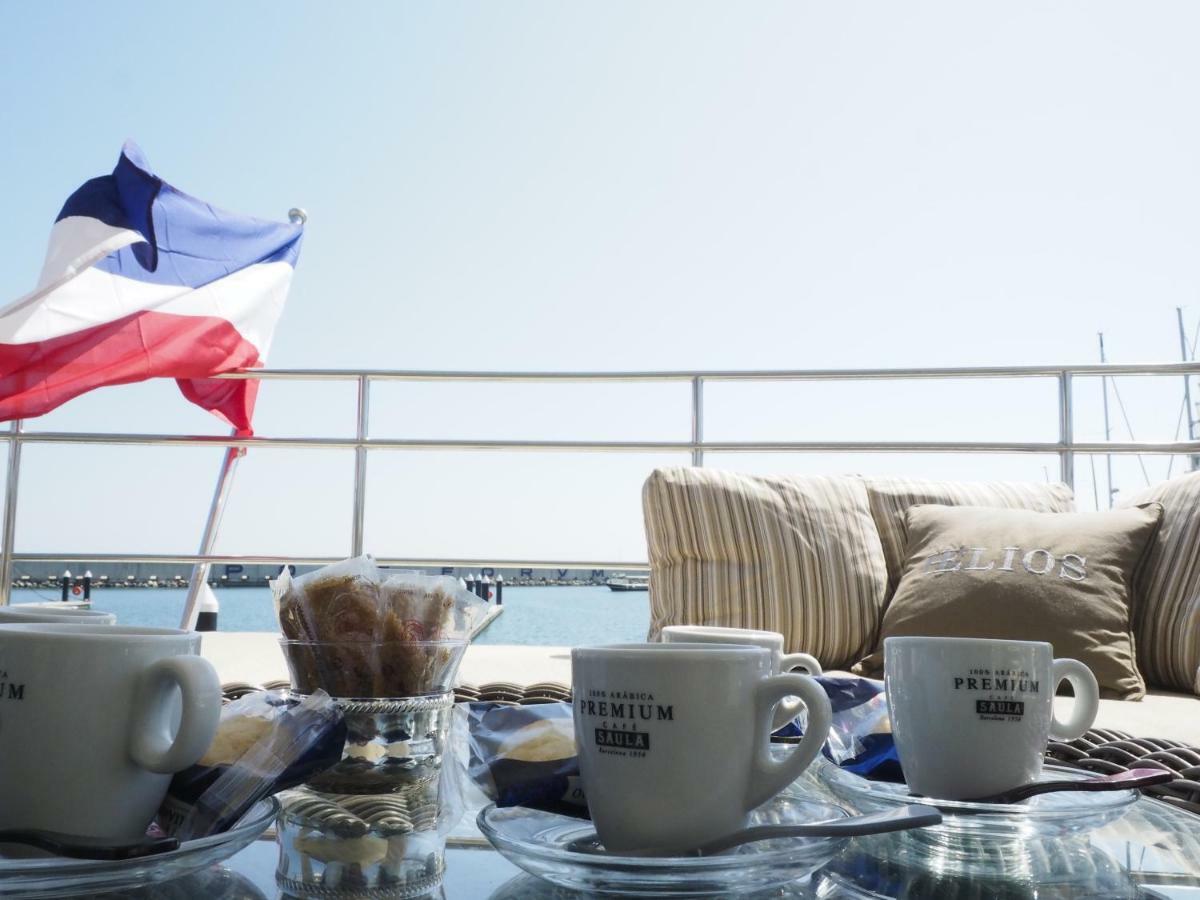 Hélios Hotel en barco